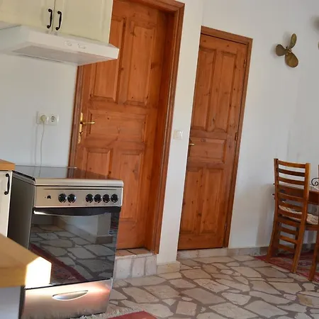 P&m House Semesterbostad *